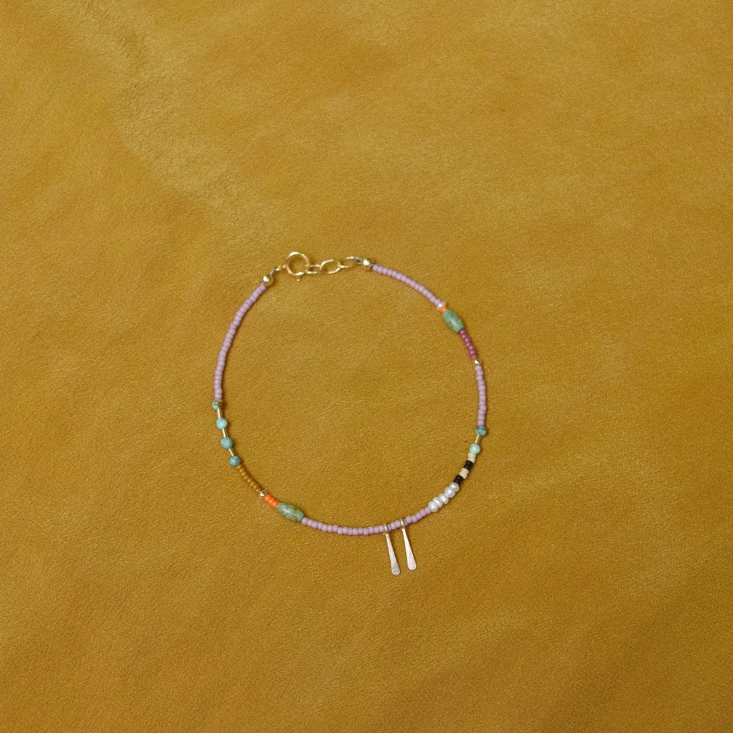 Single Strand Anklet in Lilac