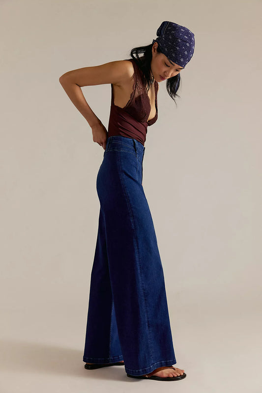 Libre Wide Leg Jeans
