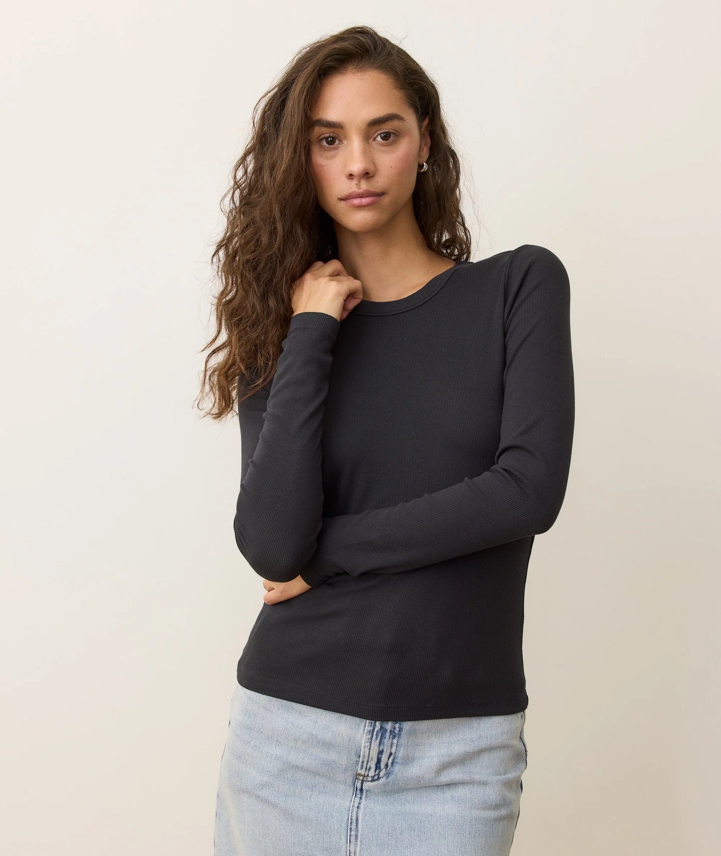 Lexi Sun-In Crew Longsleeve in Black