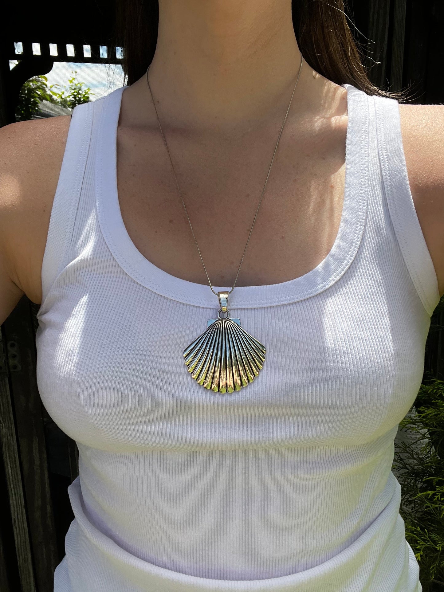 Silver Shell Pendant Necklace