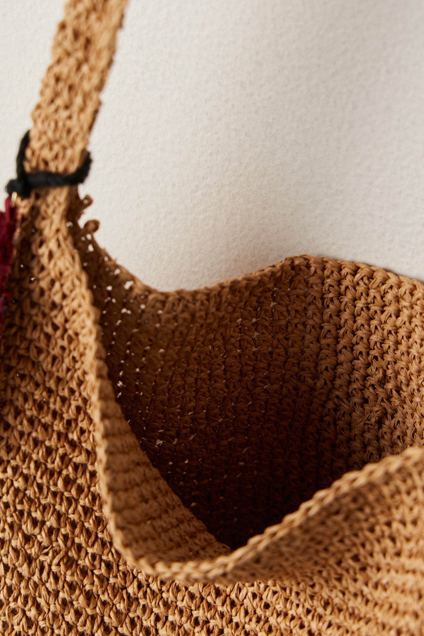 Coastal Crush Straw Tote in Natural