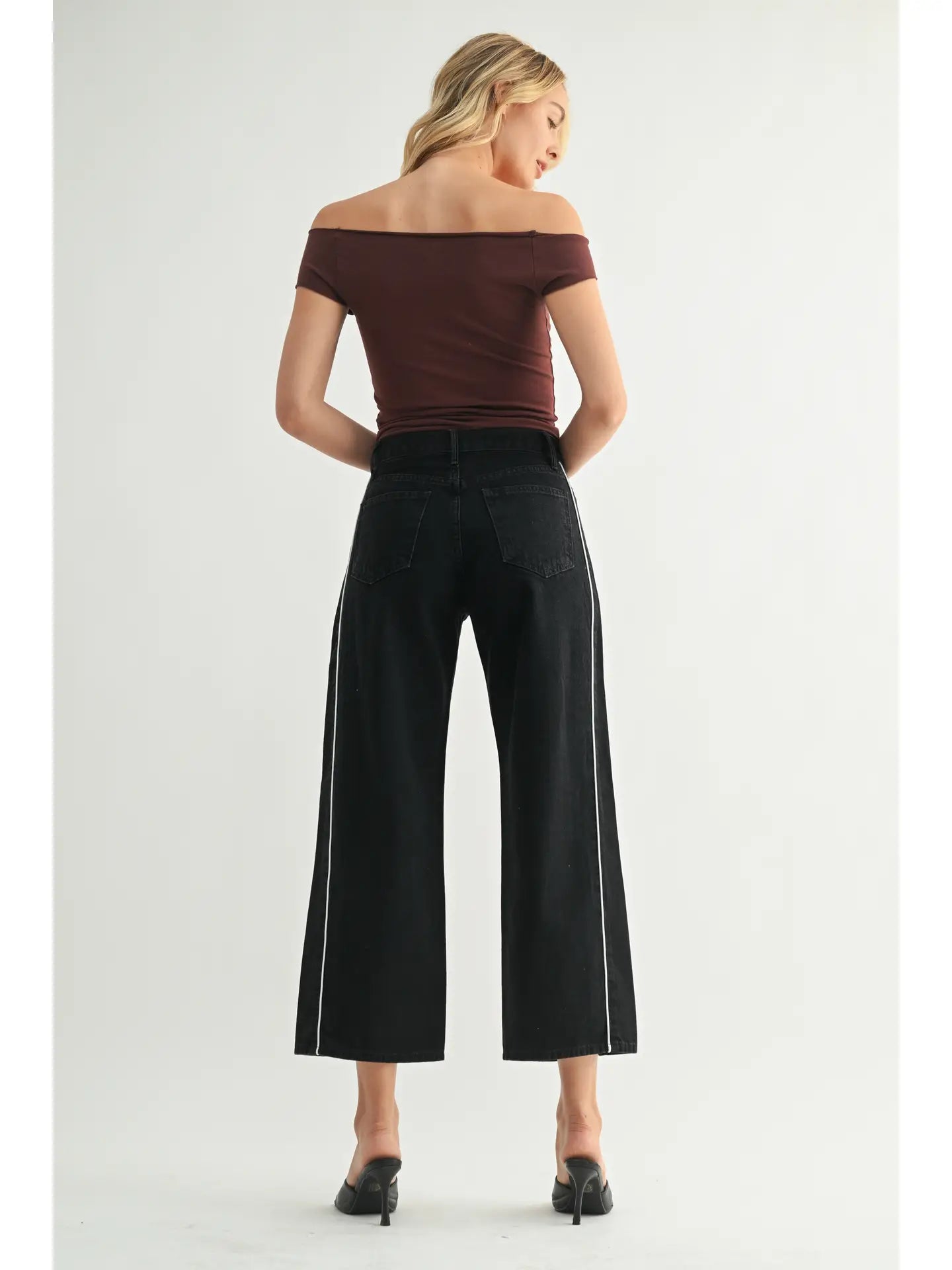 Twisted Barrel Jean