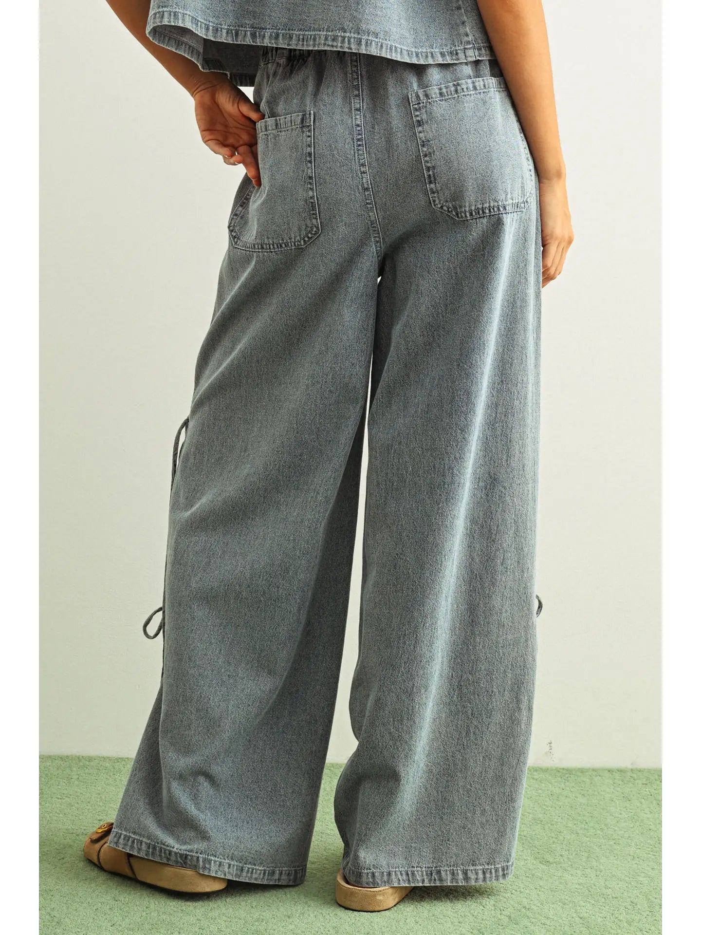 Wide Leg Tie-Up Jeans