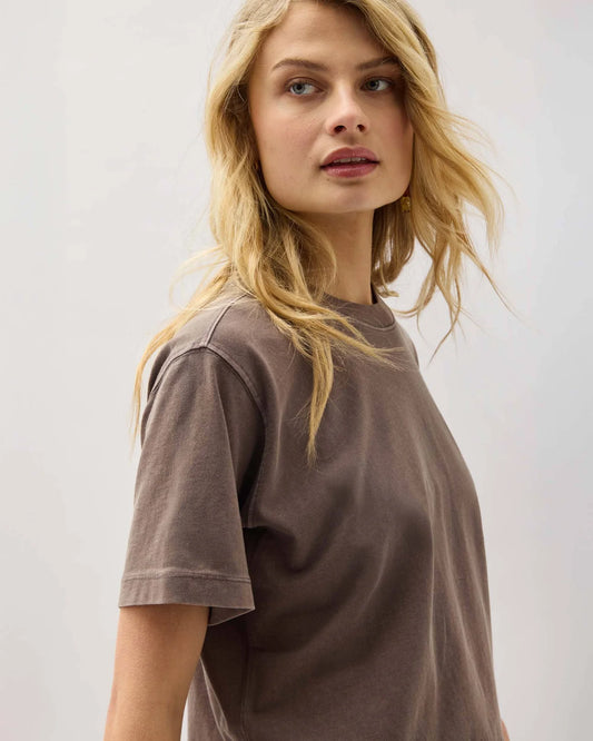 The Relaxed Crop Tee in Mole