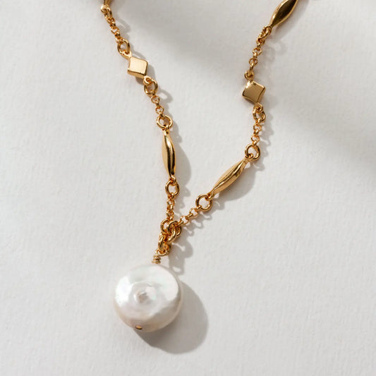 Skybound Sea Pearls Necklace