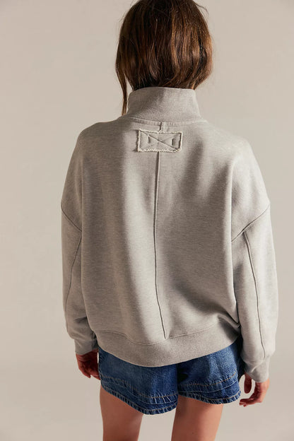 Timeless Pullover in Heather Grey
