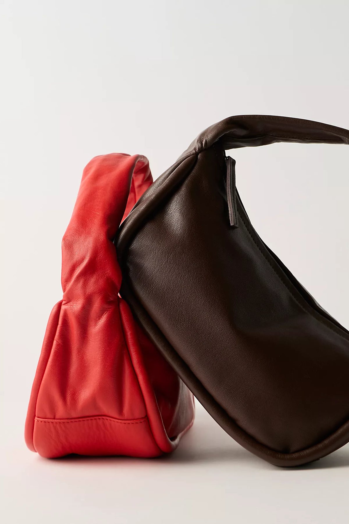 Alexa Shoulder Bag in Espresso
