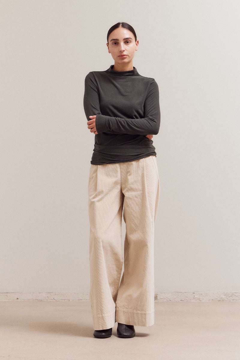 Mock Neck Fitted Jersey Top