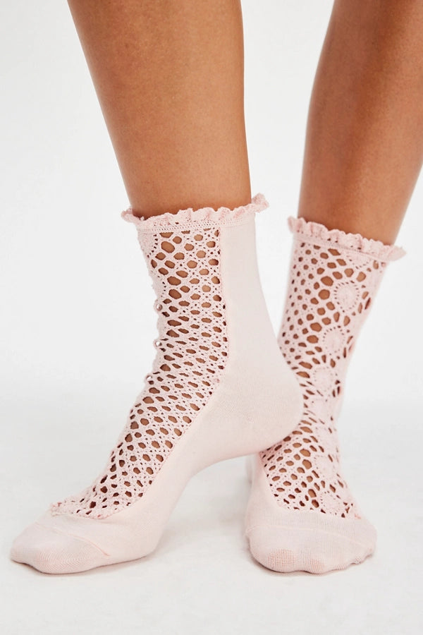 Rubies Crochet Socks in Strawberry