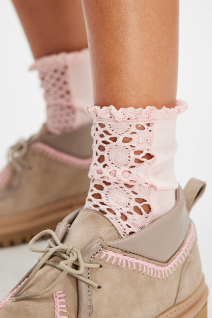 Rubies Crochet Socks in Strawberry