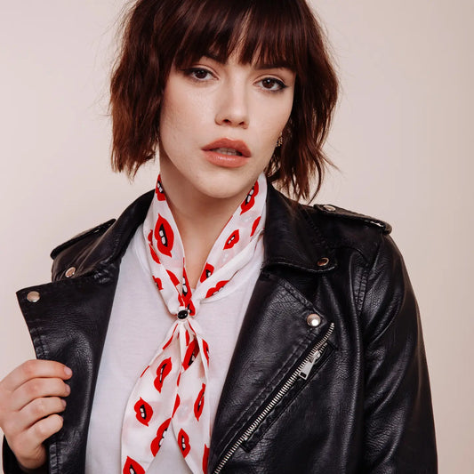 Chatterbox Scarf Tie