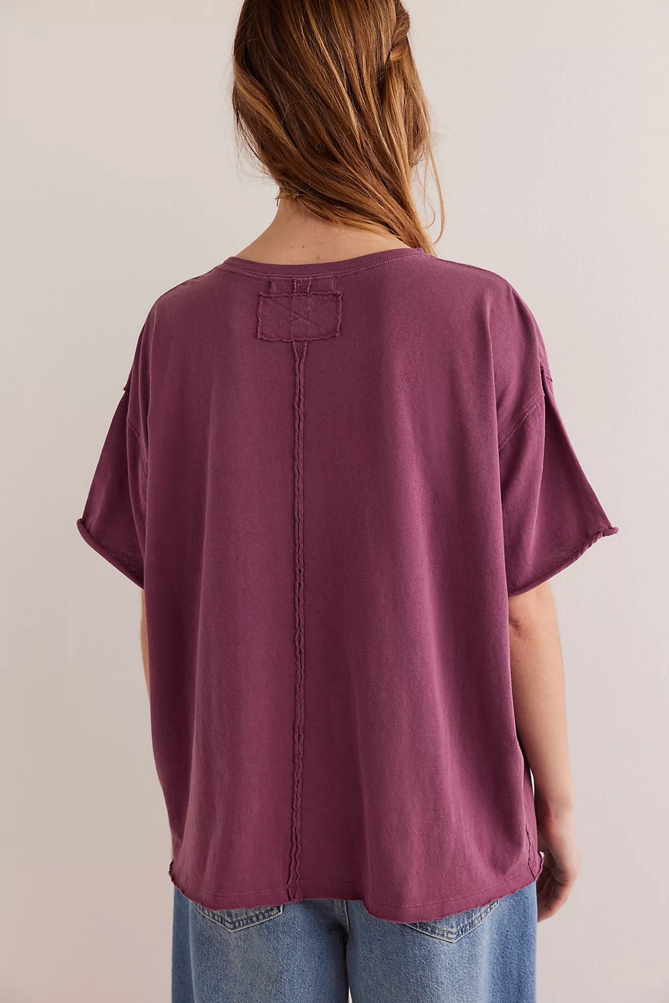 Nina Tee