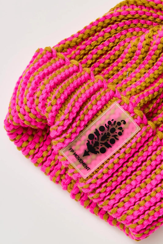 Apres Ski Knit Beanie - Dried Palm/Hot Pink