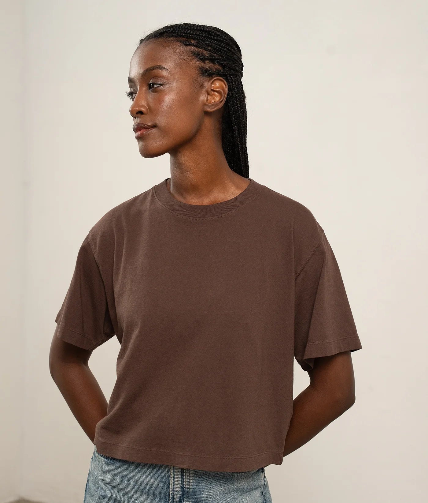 The Relaxed Crop Tee in Coffee Bean