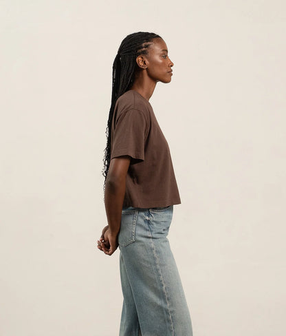 The Relaxed Crop Tee in Coffee Bean