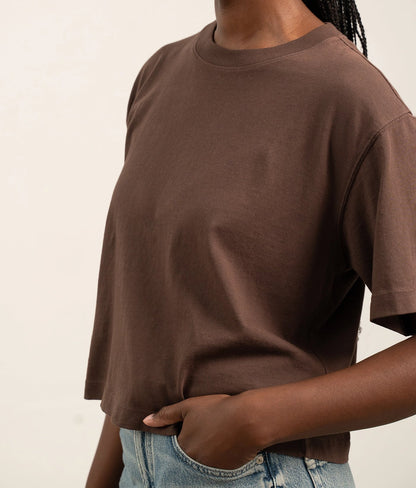 The Relaxed Crop Tee in Coffee Bean
