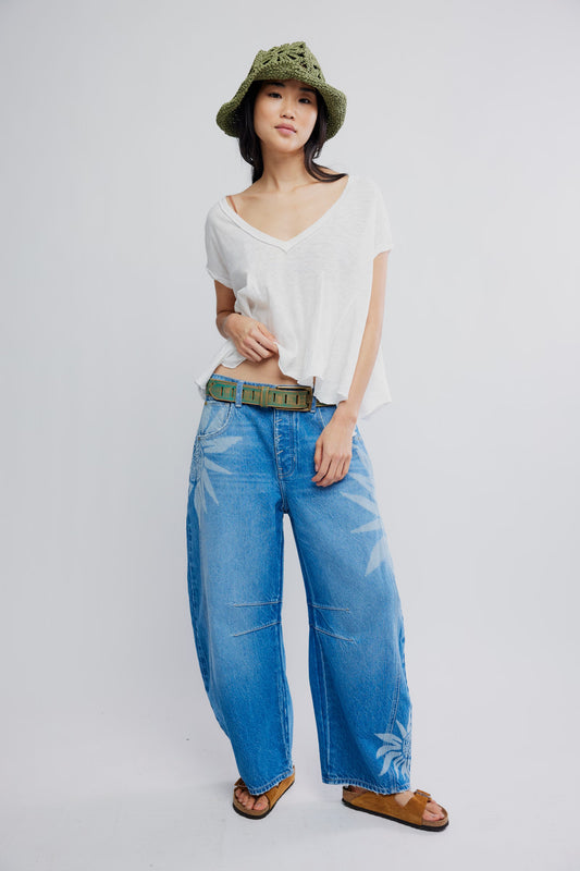 Good Luck Printed Barrel Jeans in Sun Fade