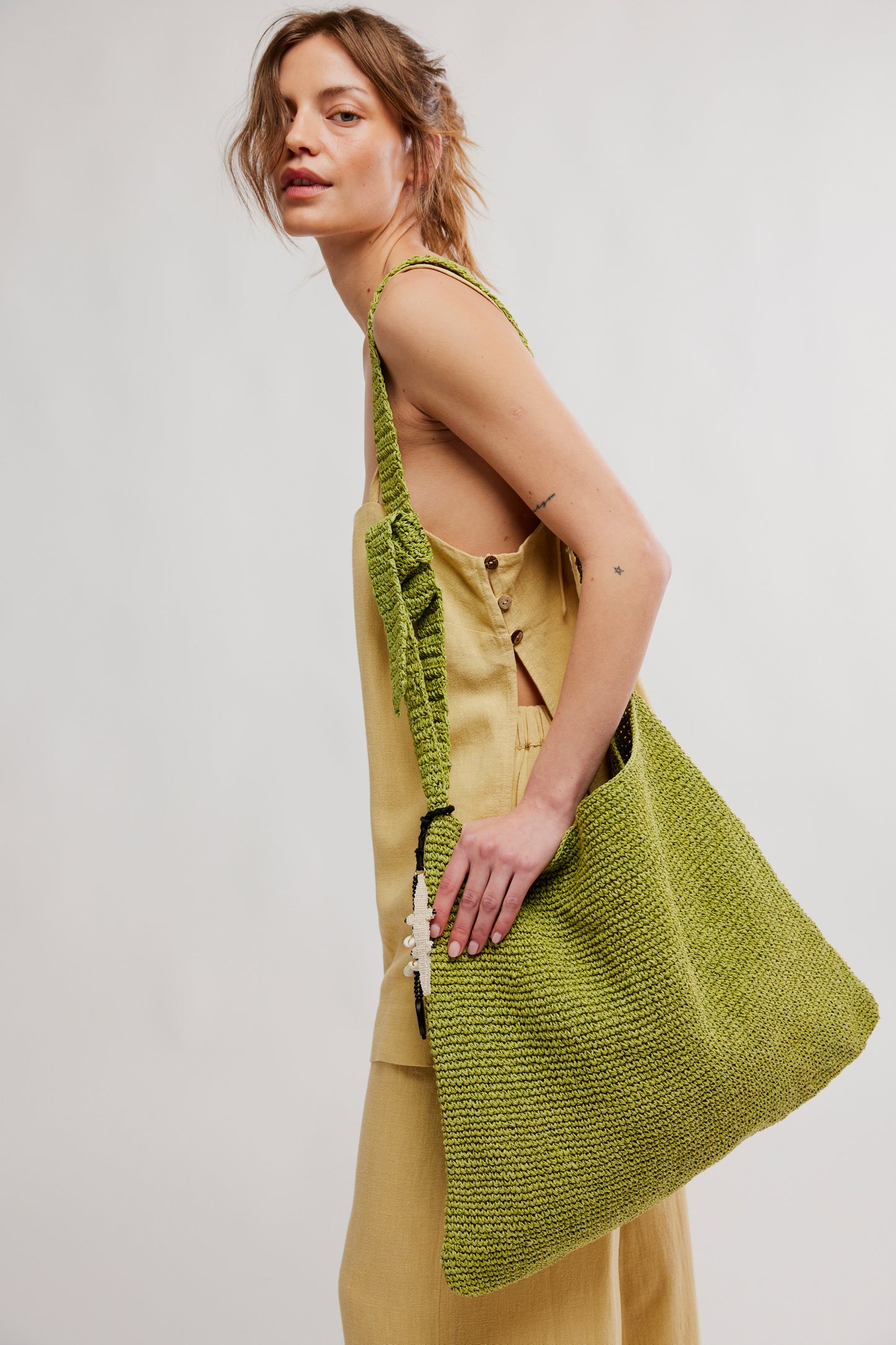 Coastal Crush Straw Tote in Matcha