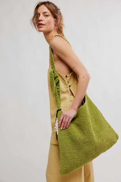 Coastal Crush Straw Tote in Matcha