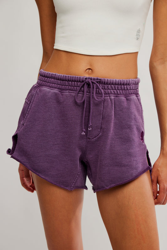 Knockout Short in Blackberry