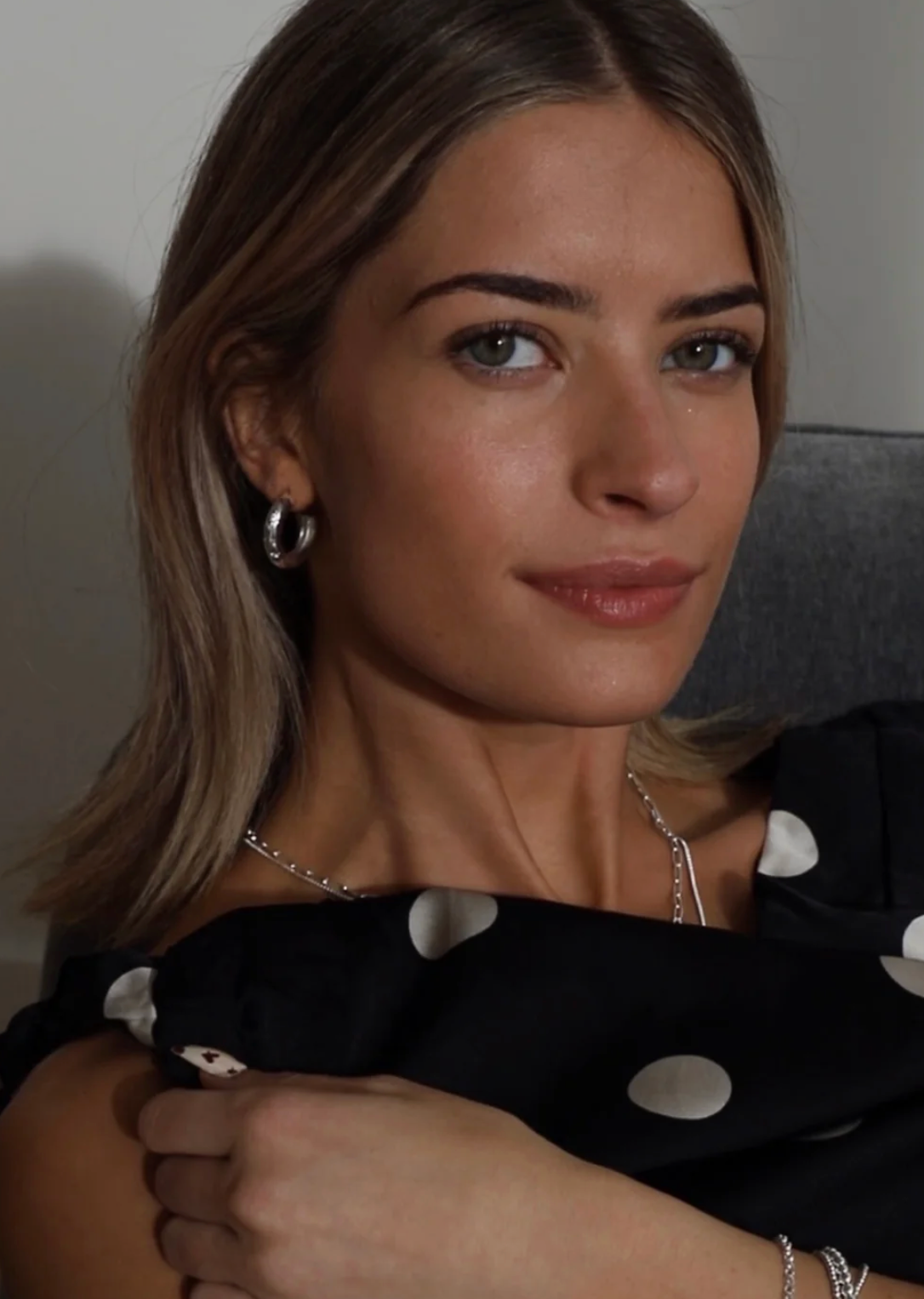 Meredith Star Thick Hoop