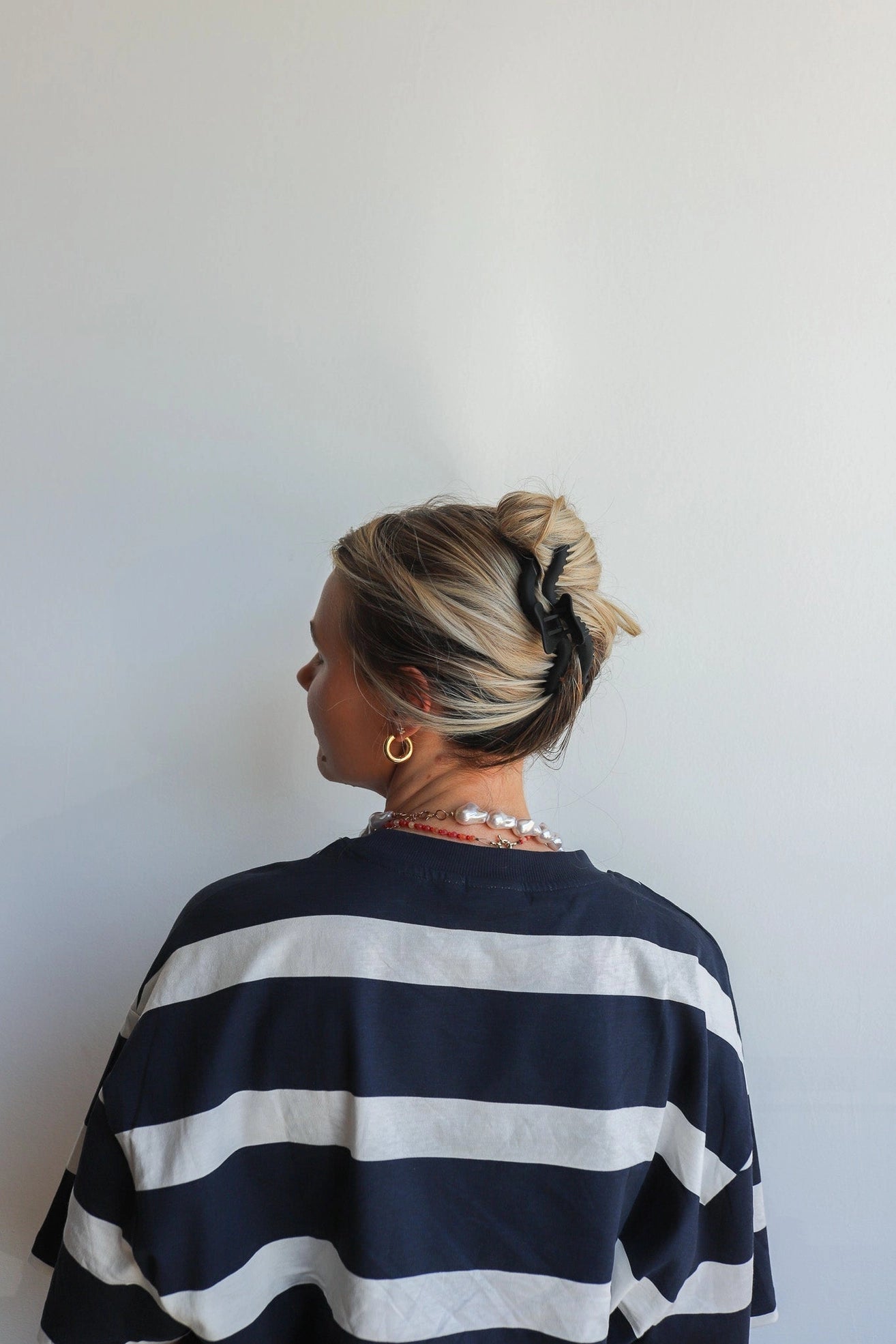 Wavy Midi Hold Everything Claw