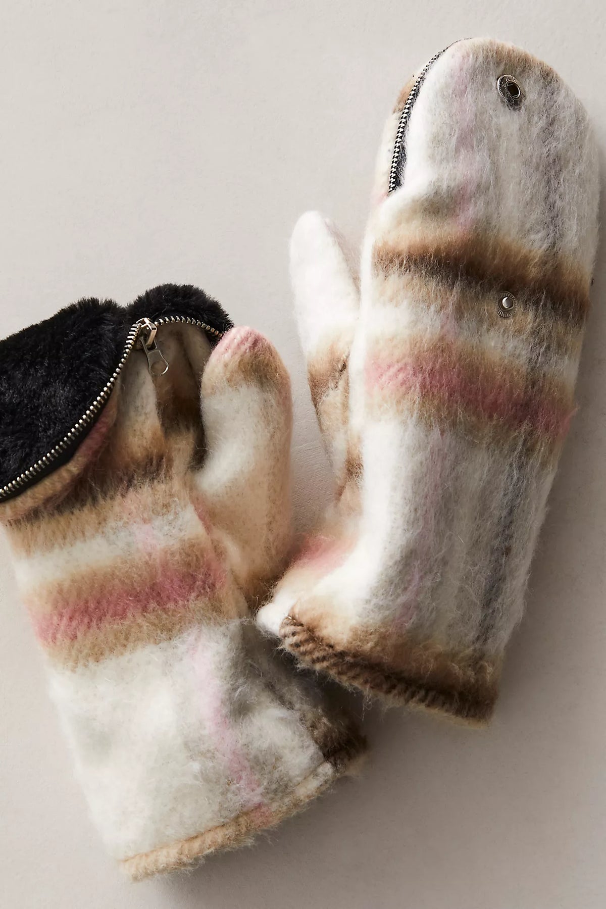 Flannel Zip Open Mittens