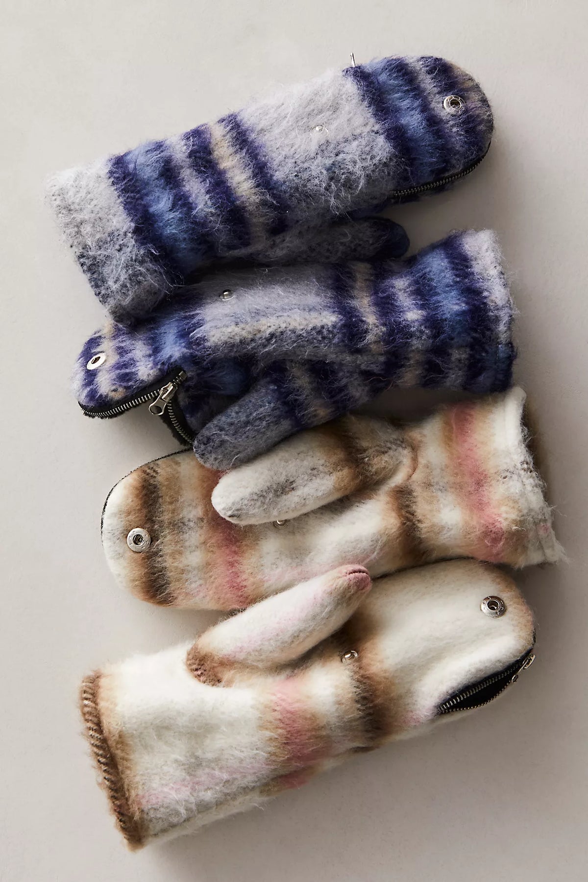 Flannel Zip Open Mittens